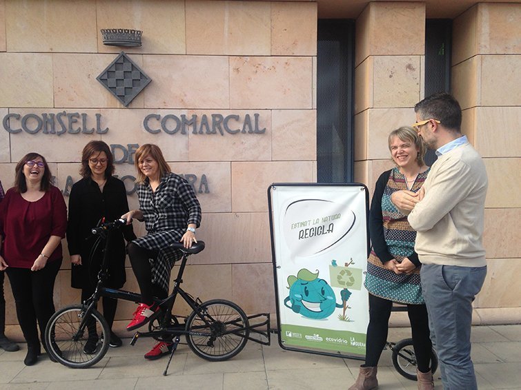 La presidenta Concepció Cañadell presenta la campanya Estima't la natura, recicla