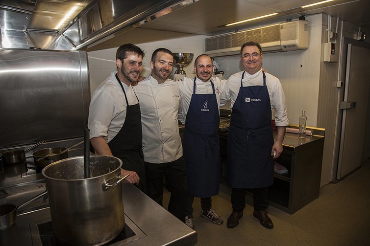 Joel Castanye i Pablo Tomàs amb el seu equip