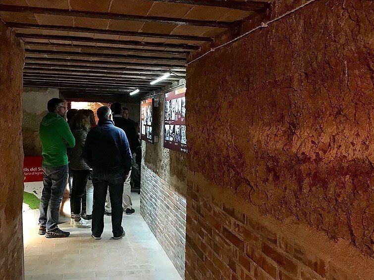 El cicle de visites vol fer valdre el patrimoni arquitectònic, històric i artístic d’Agramunt El cicle de visites vol fer valdre el patrimoni arquitectònic, històric i artístic d’Agramunt