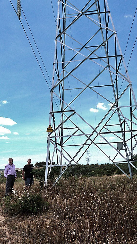 Torre elèctrica ubicada a la línia entre les Borges i Cervià.