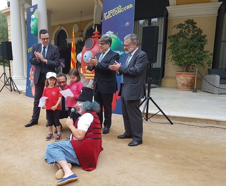 Alumnes de l'escola Mare de Déu de Montserrat d'Albagés