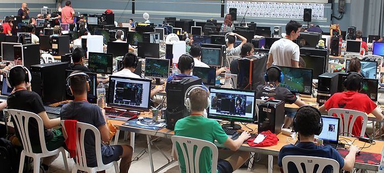 Imatge de les edicions anteriors de la Lan Party de Tàrrega