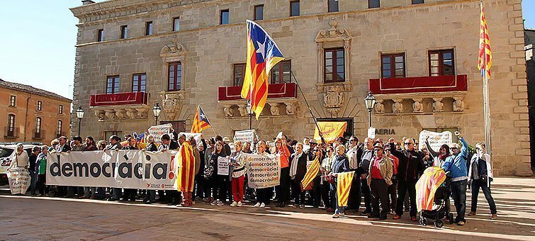 Suport als alcaldes que han declarat a Cervera