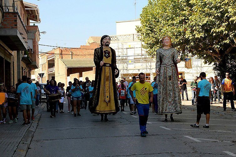 Linyola es bolca en la Marató per la Democràcia