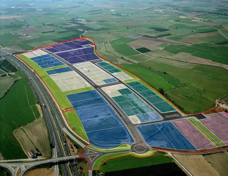 Poligon Vinyes del Mig de Bell-lloc