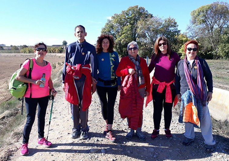 Més d'un centenar de participants en la Caminada per la Salut Mental 1