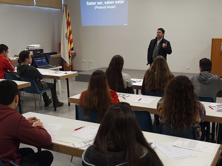 Poldo Segarra visita als participants en el Curs Auxiliars de Fira Mollerussa 2