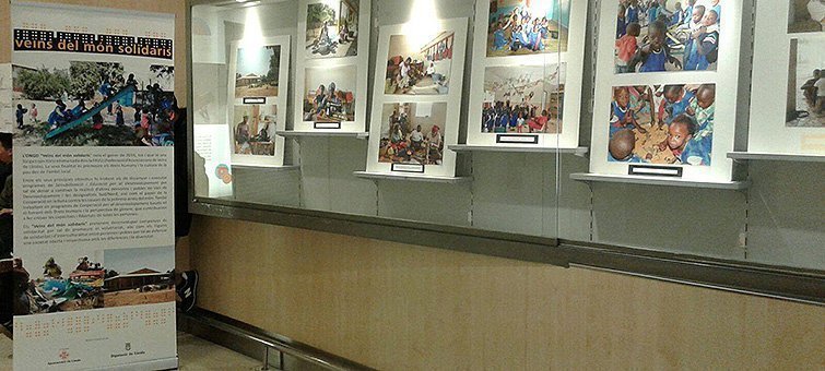 Exposició de l'ONG Veïns del món a la Sala Sunk de Lleida