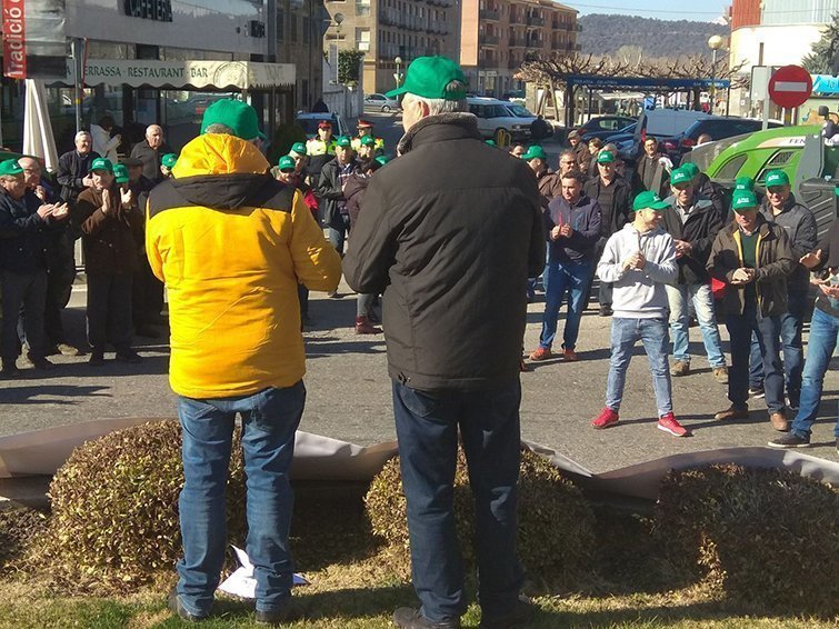 Els ramaders d'ASAJA concentrats a Ponts