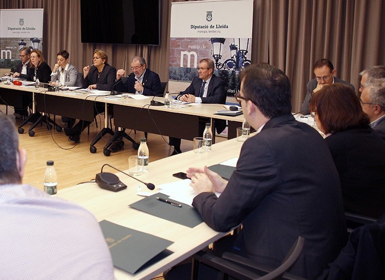 Reunió de Consells Comarcals i alcaldes i alcaldesses de capital de comarca