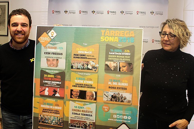 el regidor de Cultura, Raül Palacios, i la tècnica de Cultura, Teresa Garcia