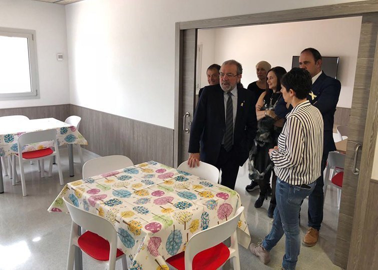 Visita de les autoritats al Centre Residencial d’Acció Educativa de Juneda