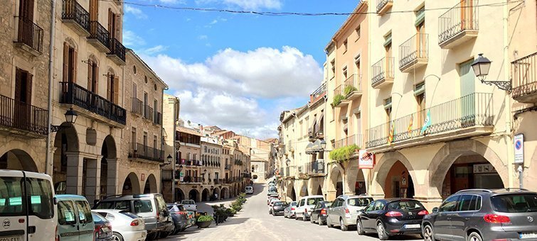 La Plaça porxada de les Borges Blanques