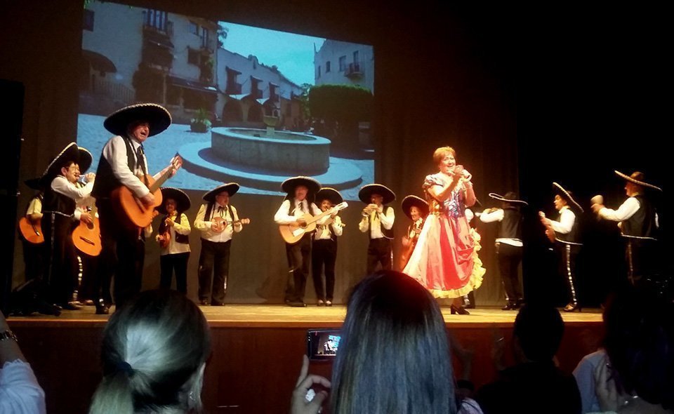 Un dels números de l'espectacle Gent Gran , Grans protagonistes