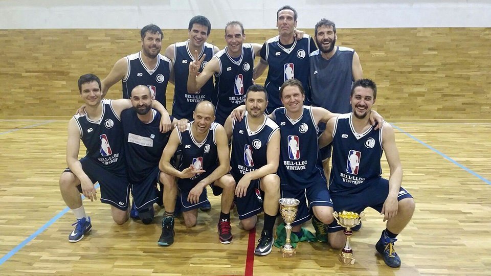 L'equip de bàsquet Bell-lloc Vintage campió del Torneig Federació L'equip de bàsquet Bell-lloc Vintage campió del Torneig Federació