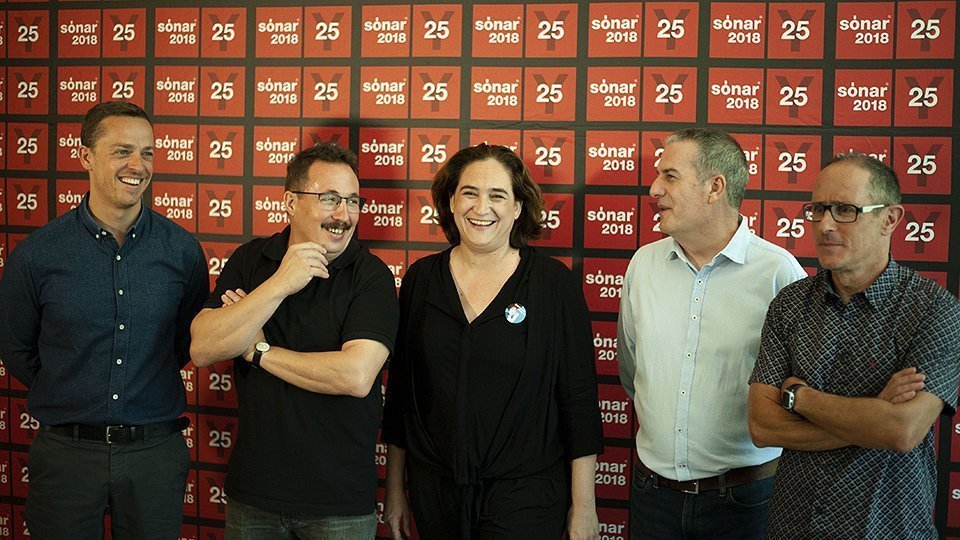 Ada Colau, amb Enric Palau, Ricard i José Luis de Vicente