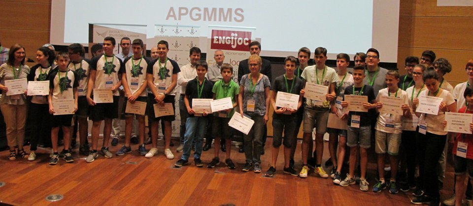 Els participants d'edicions anteriors de l'Olimpíada de Robòtica a la UdL