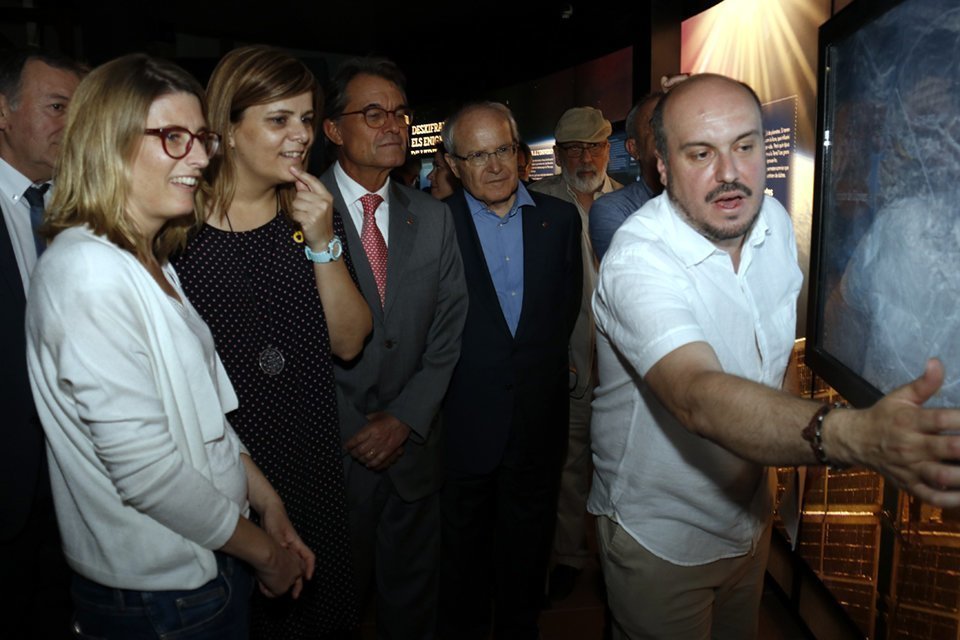 La consellera Artadi, els expresidents Mas i Montilla, i la presidenta del consell de la Noguera, amb el director del PAM, Salvador Ribas
