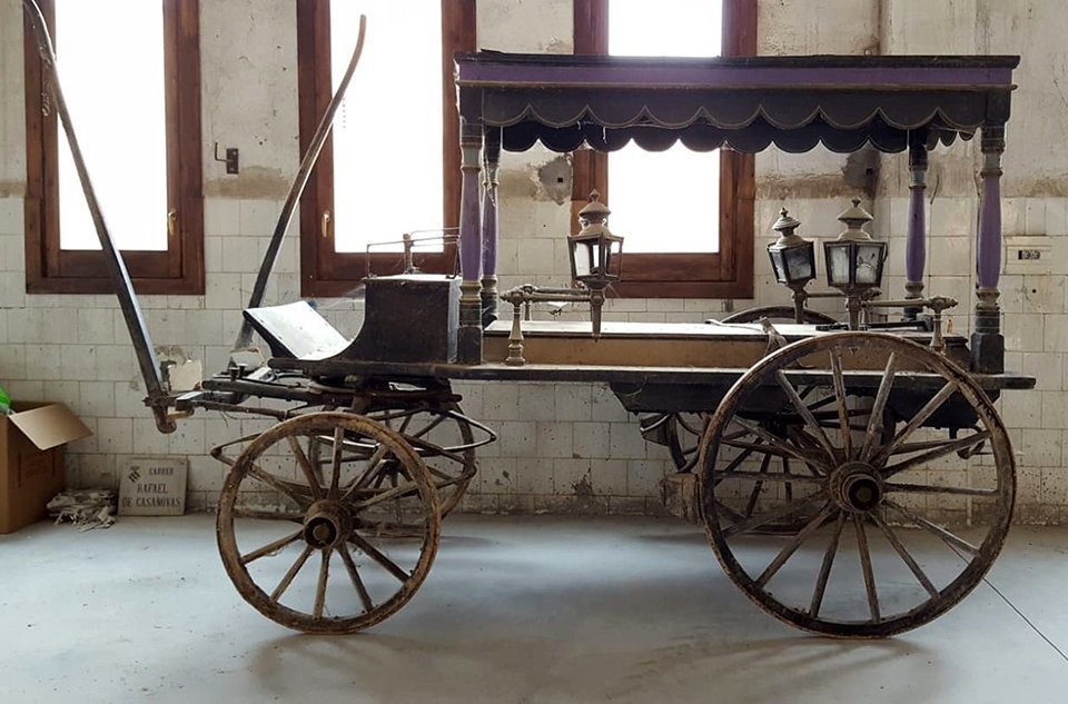 Imatge original de la Carrossa Fúnebre de Linyola