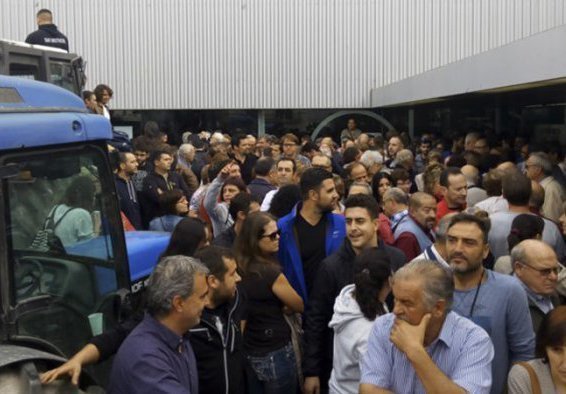 1_oa_152965692737_700