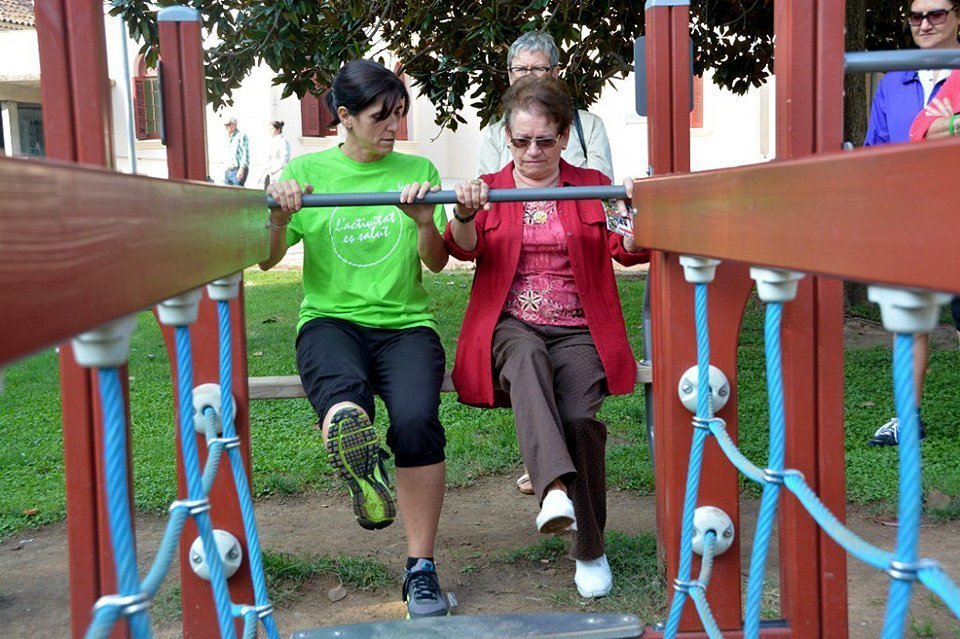 Activitat de la gent gran en un Parc de Salut
