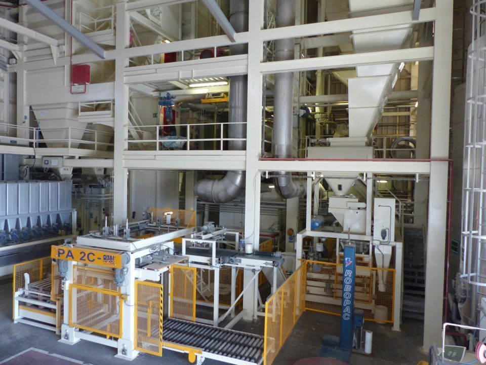 Planta de fabricació de pinsos de la Cooperativa d'Ivars a Torregrossa 2