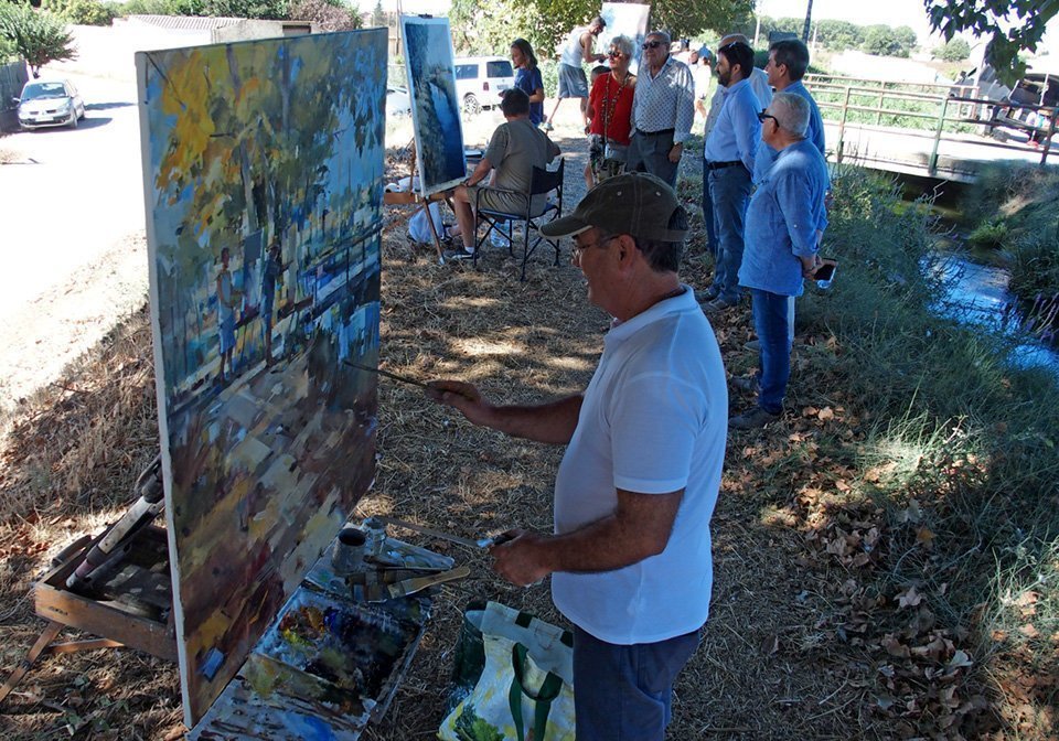 El Jurat recorre els diferents espais on treballen els artistes