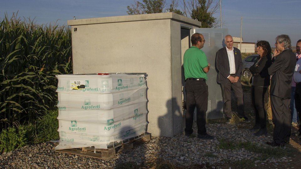 La Consellera Teresa Jordà visita les finques modernitzades a Bell-lloc