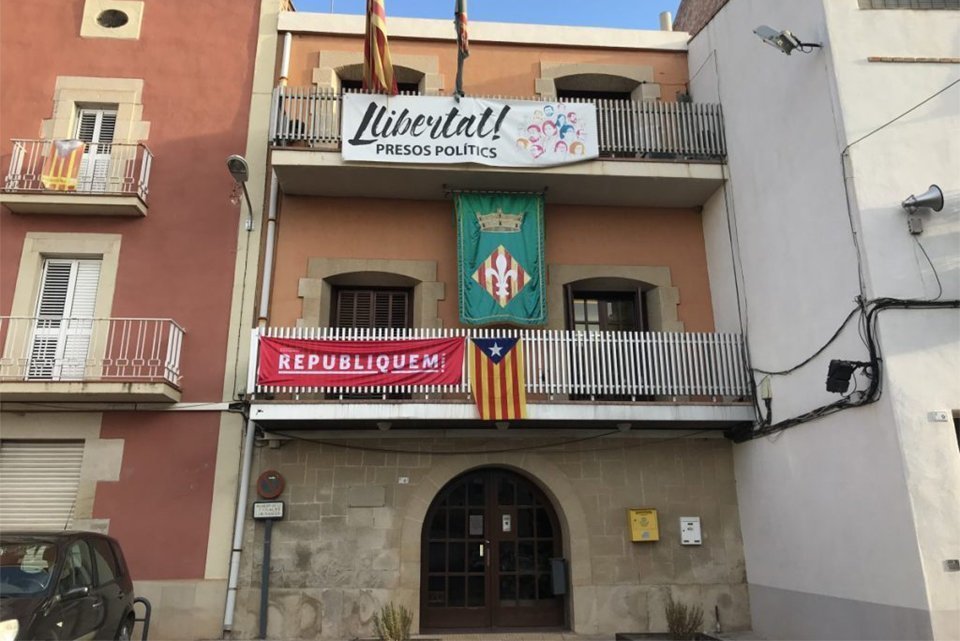 Republiquem Bell-lloc, campanya de l'Associacio de Municipis per la Independència