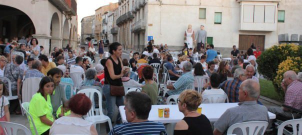 Vilanova de Bellpuig canvia el nom de la Sala del Jovent per la de l’1 d’Octubre.