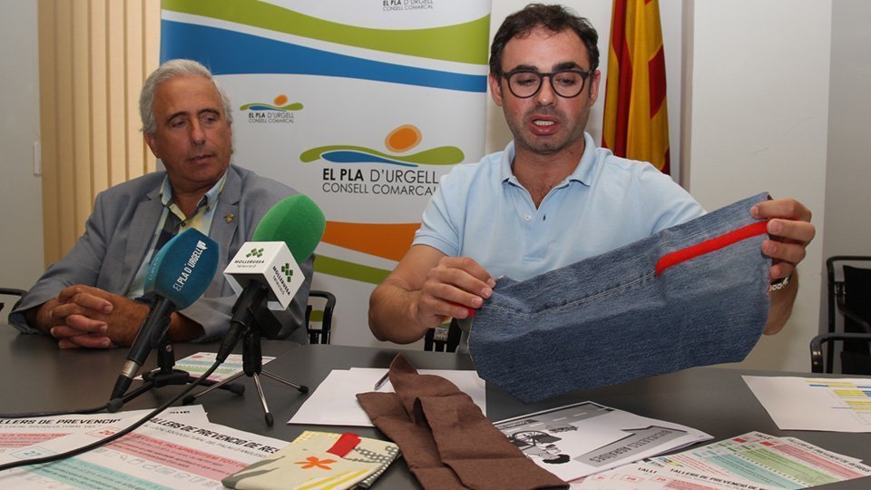 El president Joan Trull i el tècnic de Medi Ambient Ramon Montserrat