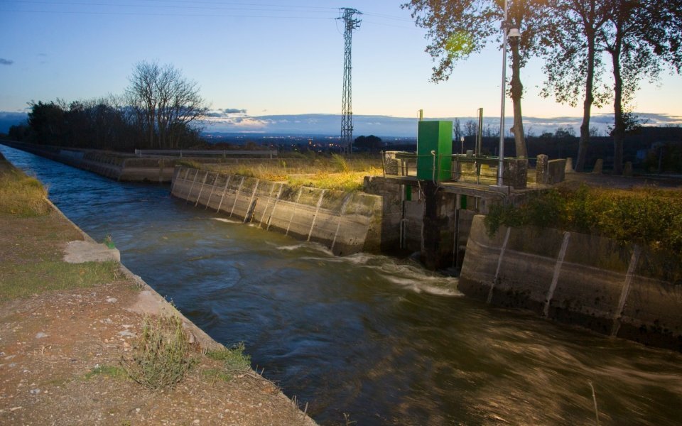 © Fotografia de Josep Anton Pérez. Boquera de reg al terme de Tornabous.