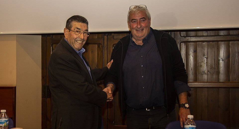 Ramon Carné i Amadeu Ros, presidents sortint i entrand
