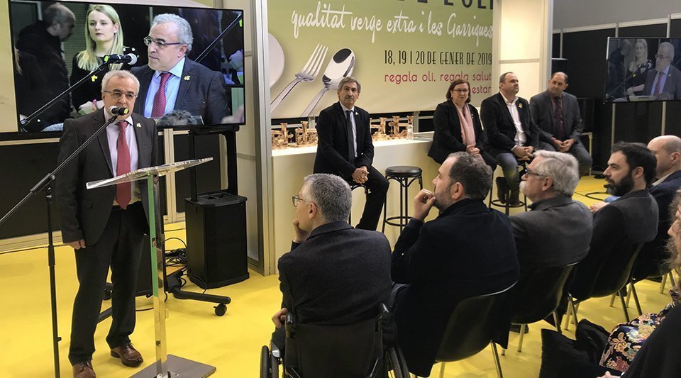 Enric Mir durant el seu parlament en la inauguració.
