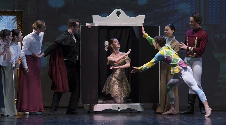 Imatge de l'obra El Trencanous del Ballet de Catalunya 1