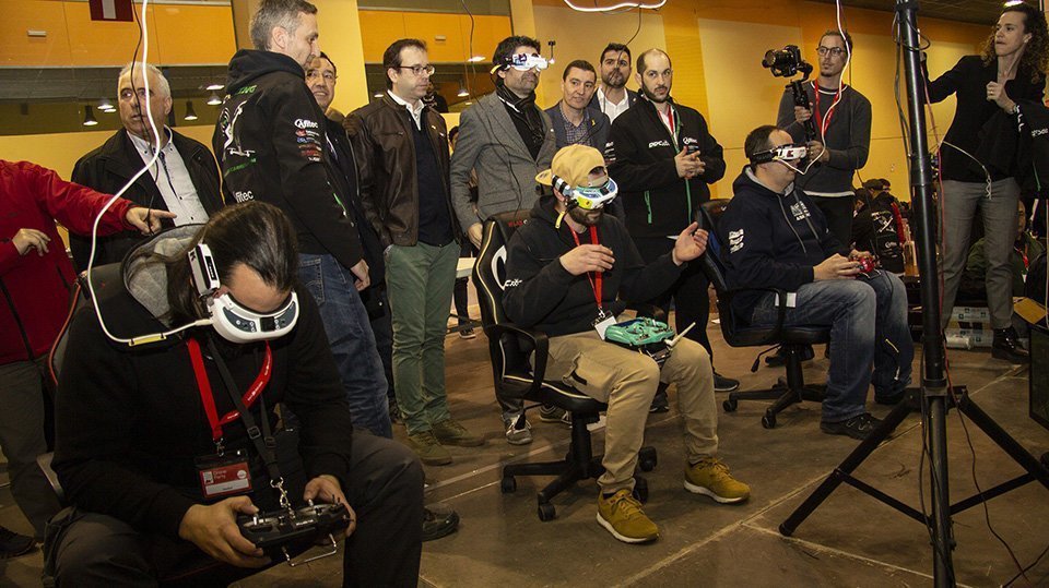 El conseller Jordi Puigneró, visita Drone Party de Mollerussa 3