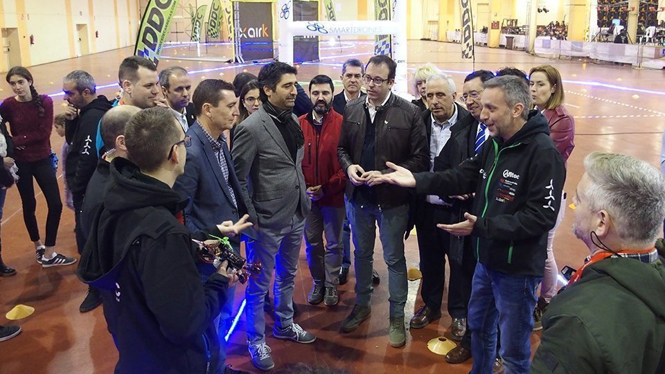 Visita conseller Puigneró a la Mollerussa Drone Party 2019