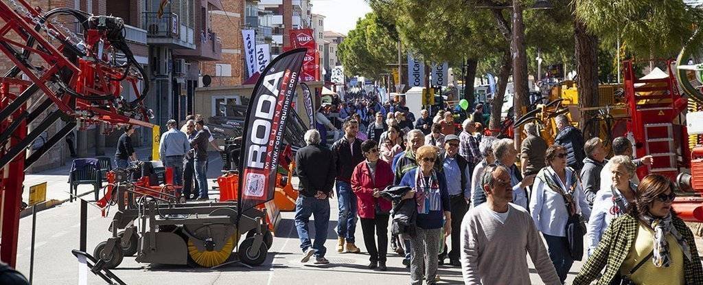 El públic visita la Fira de Sant Josep de Mollerussa