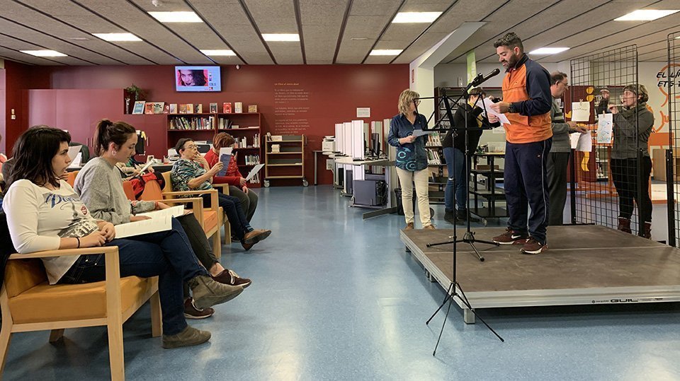Biblioteca Municipal Joan Duch de Juneda, Dia Internacional de la Poesia 1