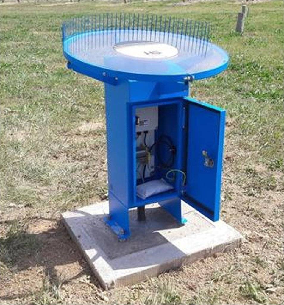 El granímetre automàtic instal·lat pel SMC a l'estació meteorològica automàtica de Raimat