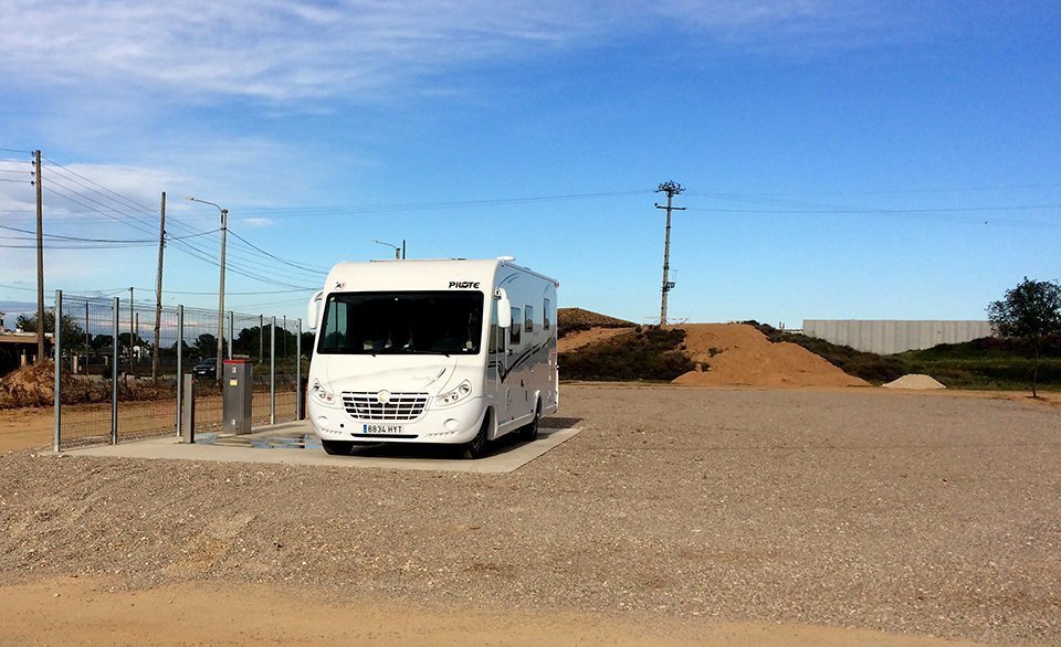 Parquing caravanes de Sidamon
