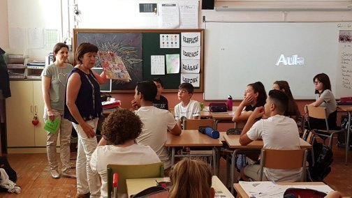 Visita dels tècnics de la Biblioteca a l'escola Joan XXIII de les Borges
