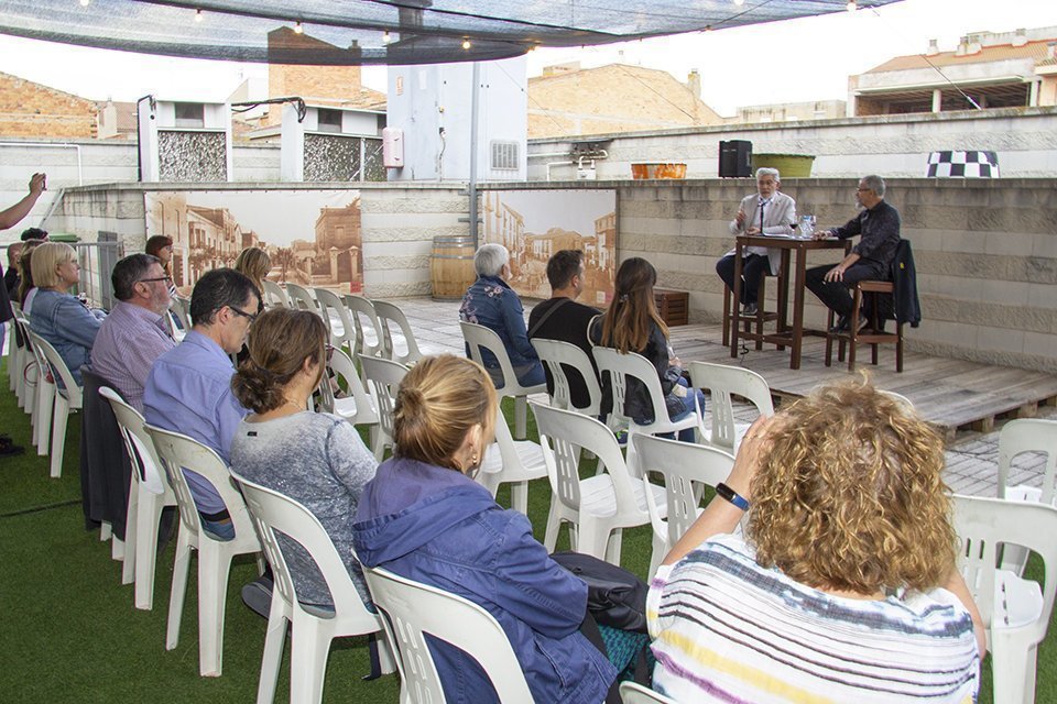 Presentació del llibre d'Ermengol Tolsà A cop d'humor (o no) 4