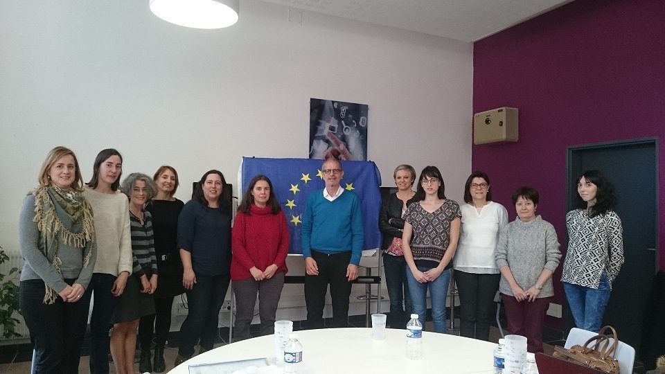 La catedràtica Olga Martín, tercera per la dreta, en una reunió del projecte a Perpinyà - REDVALUE