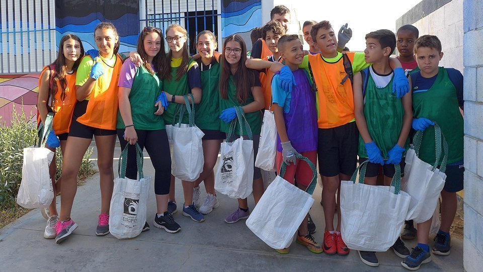 La Marxa de Torrefarrera recull 100 quilos de deixalles