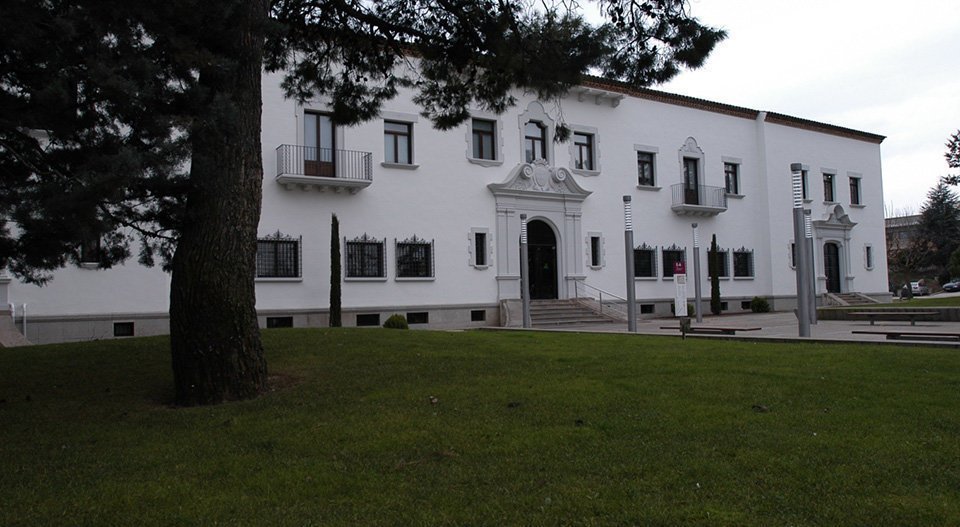 Escola Tècnica Superior d'Enginyeria Agrària  al Campus Universitari d'Agrònoms