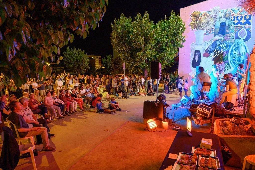 El concert secret davant el mural de Nicolás Romero - Jordi Prat