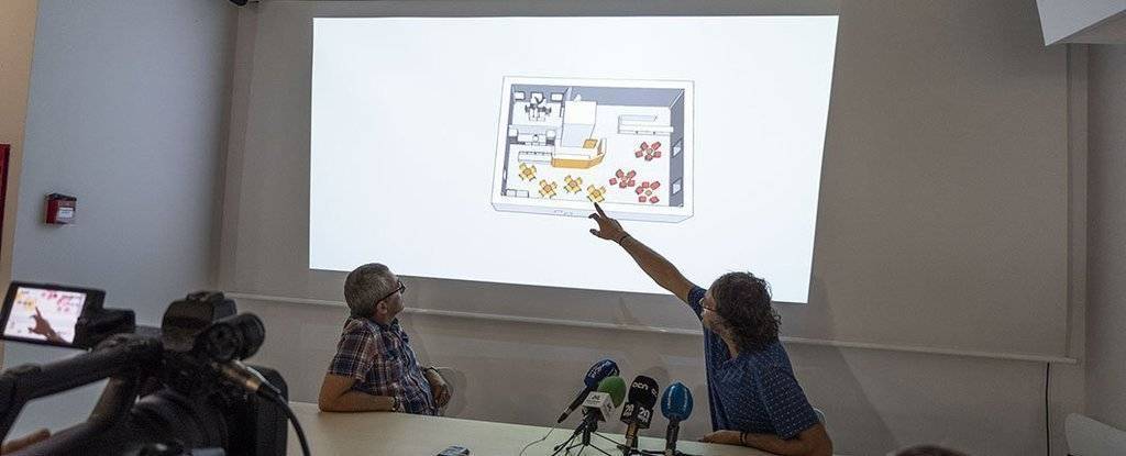 Rafel Panadès i l'arquitecte Jordi Capell presenten el projecte