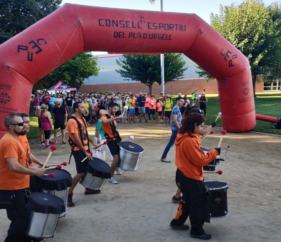 Les entitats col·laboren en la Caminada per l’Alzheimer a Mollerussa