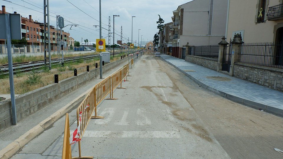 Obres al carrer Prat de la Riba de Mollerussa